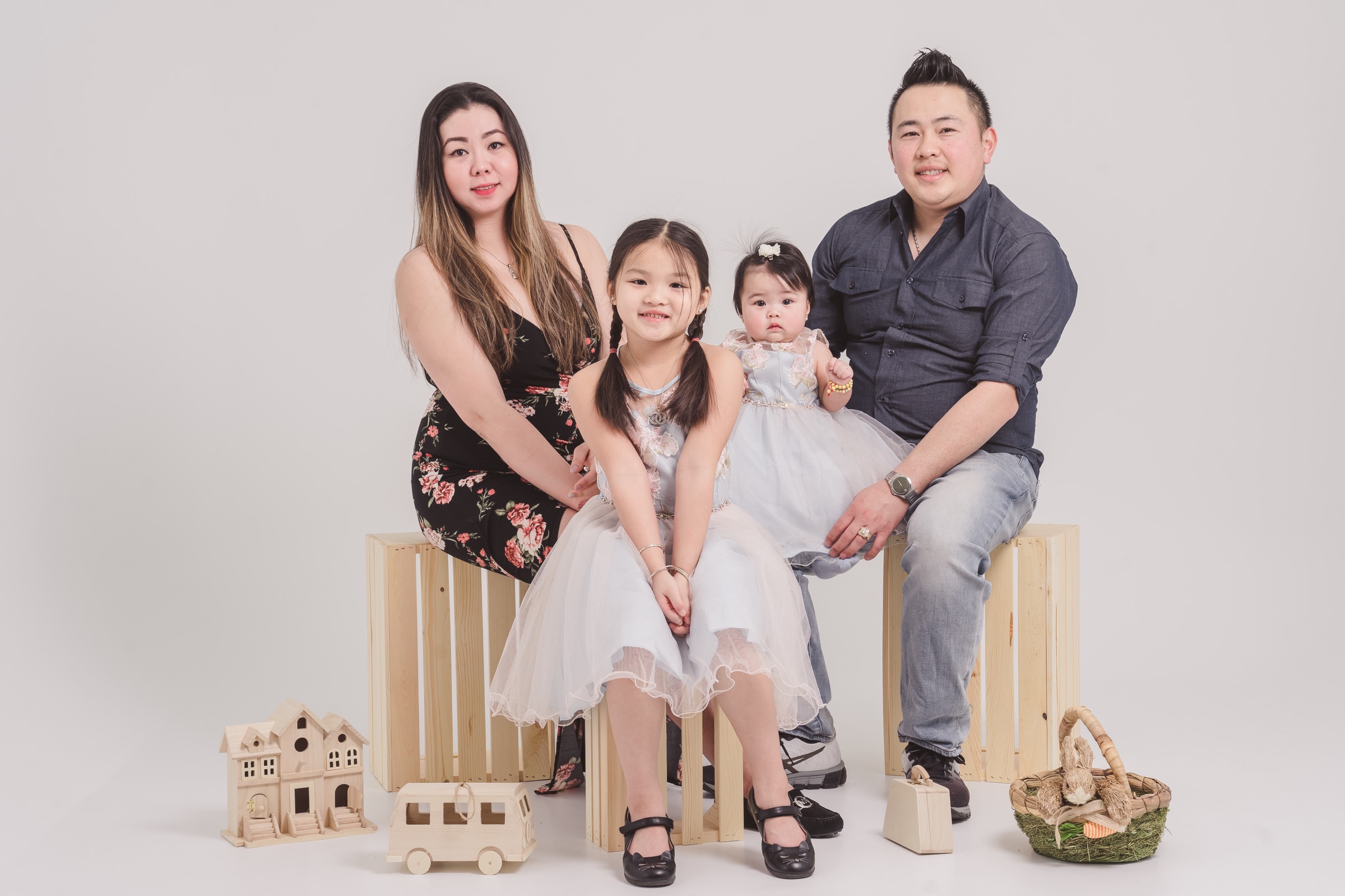 Family portrait created at Vanaheim Studio